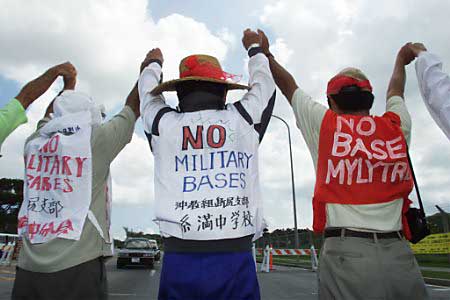 okinawa protesters
